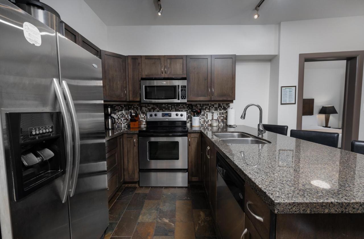 Upgraded Lakeside Resort Dream Vacation Home Kelowna Exteriér fotografie