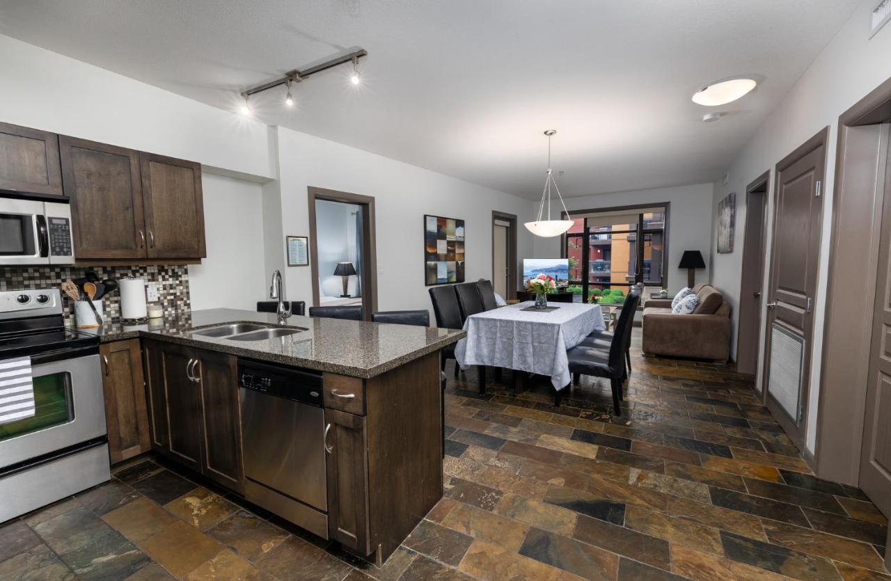 Upgraded Lakeside Resort Dream Vacation Home Kelowna Exteriér fotografie