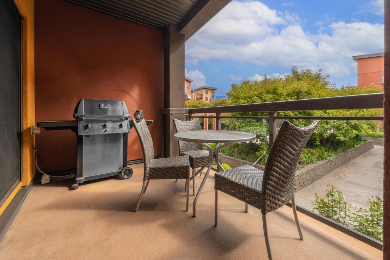 Upgraded Lakeside Resort Dream Vacation Home Kelowna Exteriér fotografie