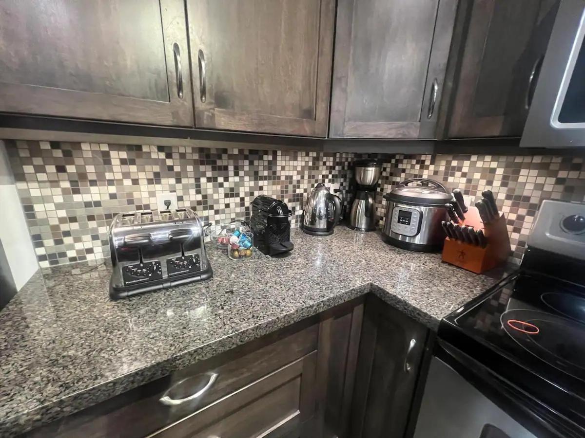 Upgraded Lakeside Resort Dream Vacation Home Kelowna Exteriér fotografie