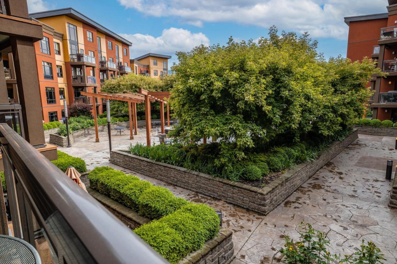 Upgraded Lakeside Resort Dream Vacation Home Kelowna Exteriér fotografie